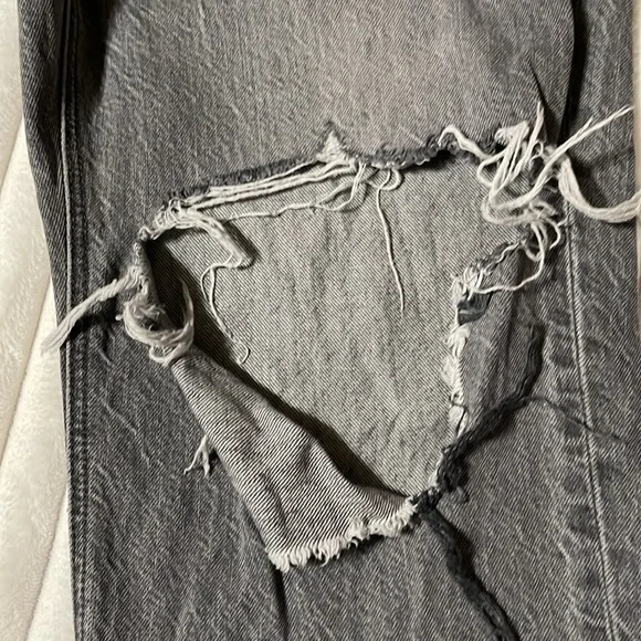 American Eagle Mom Jean | Size 12 Short - Picture 4 of 10